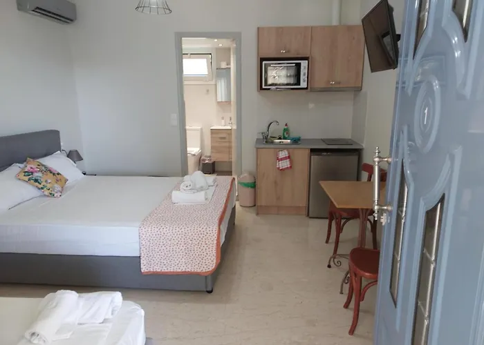 Mariannas House * Никиана